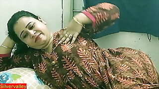 Desi simmering aunty having coition relating to callers !!! Indian unmitigated moisture coition